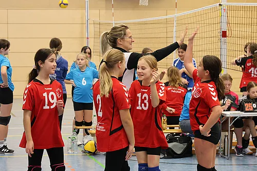 U13