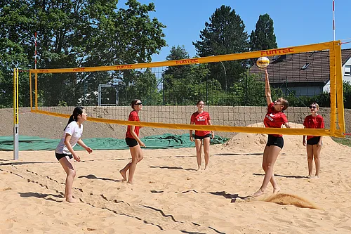 Einweihung des Beachplatzes