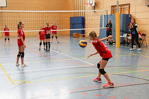 U13