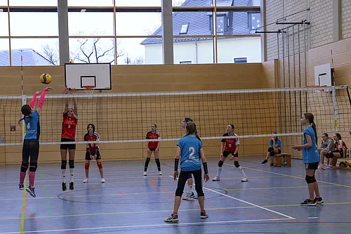 U14