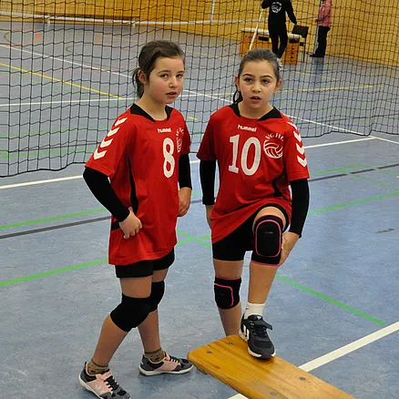U12