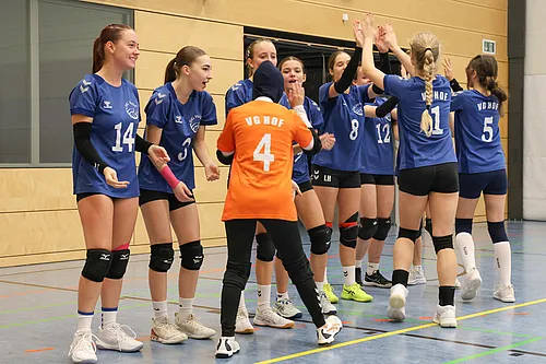 U18