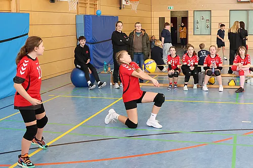 U13