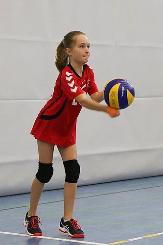 U12