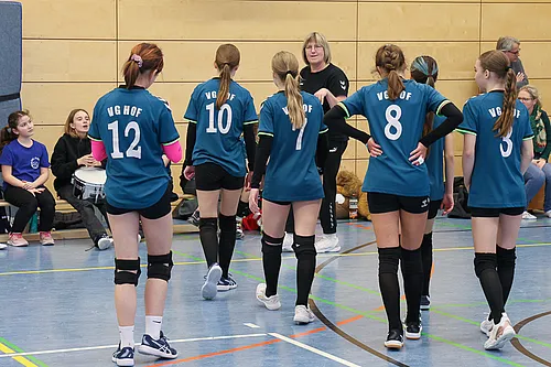 OM U16