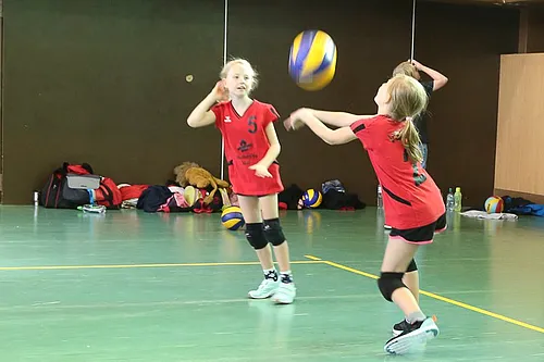 U12