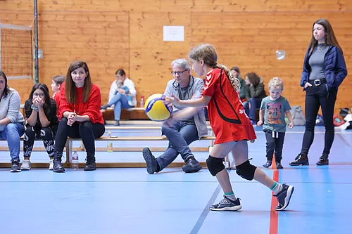 U12