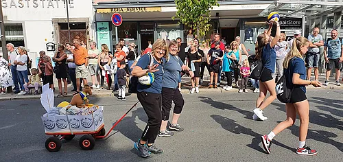 Volksfestumzug