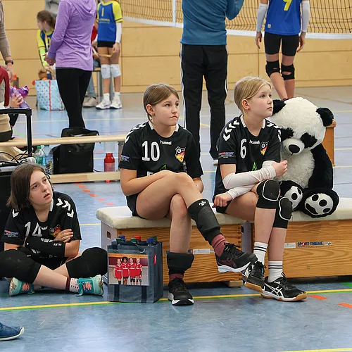 NB U12w
