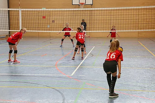 U13