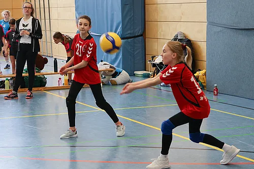 U13