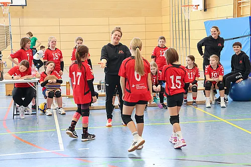 U13