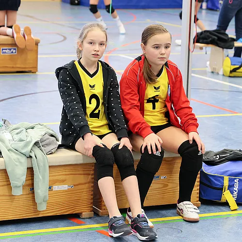 NB U12w