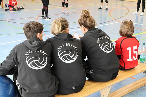 U13