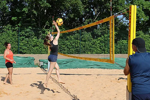 Einweihung des Beachplatzes