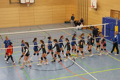 U18