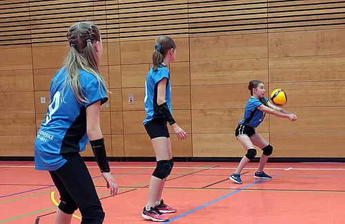 U11 U15