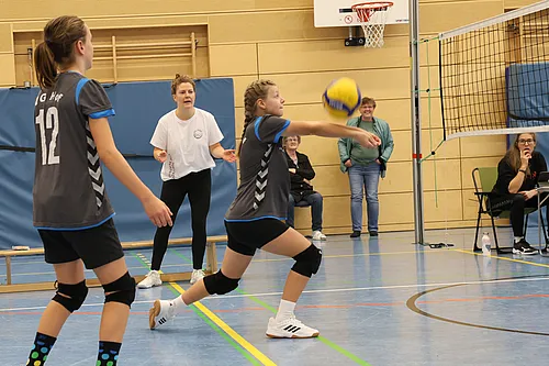 U13
