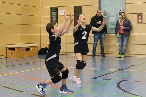 U12
