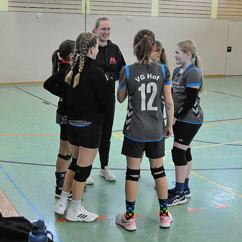U13