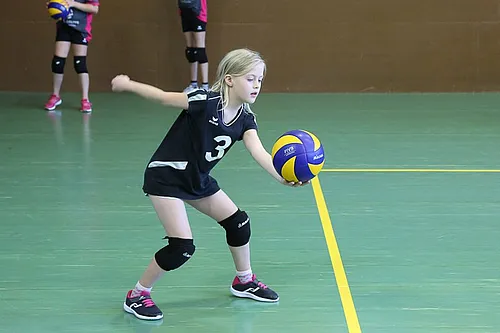 U12