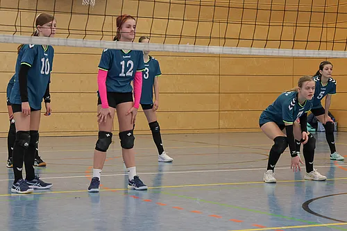 OM U16