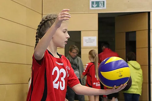 U12