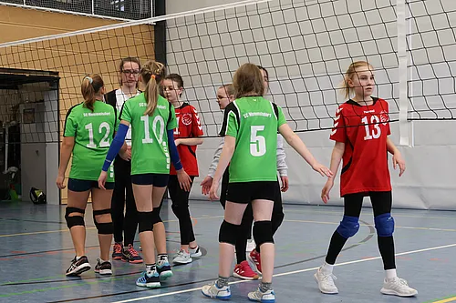 U13
