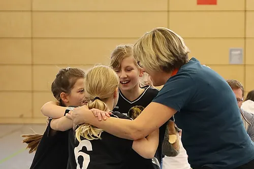 U12 U16