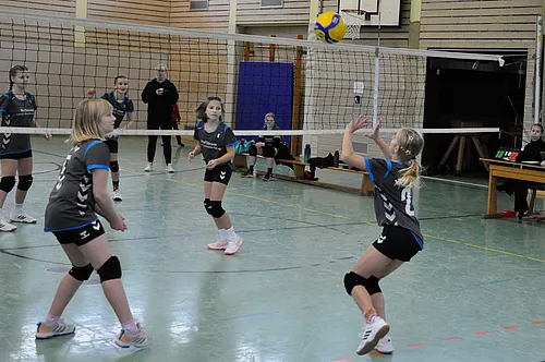 U13