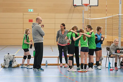 U13