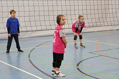 U13