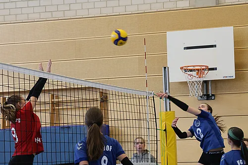 U16 OM