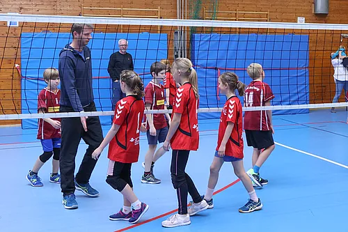 U12