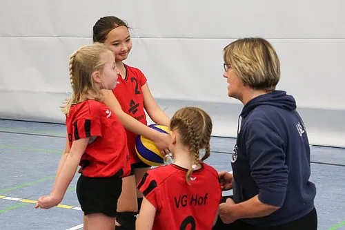 U12
