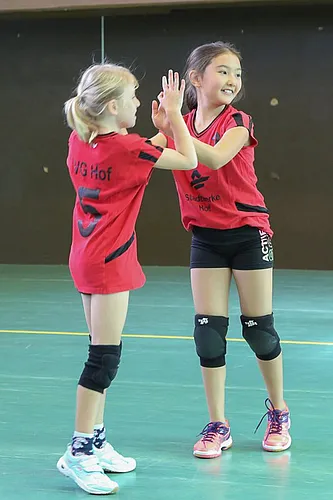 U12