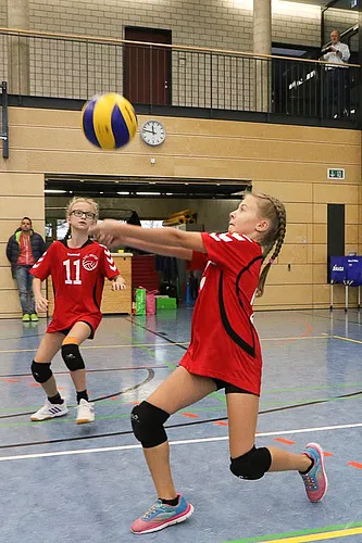 U12