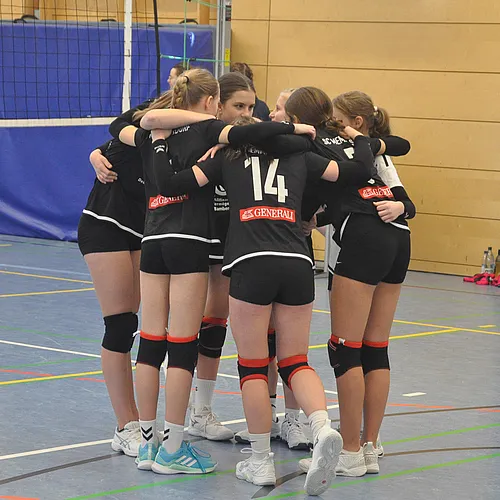 OM U16