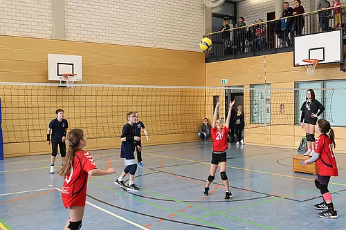 U13