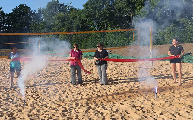 Einweihung der Beachvolleyballplätze
